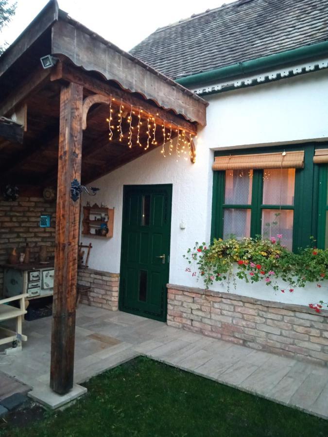 Veranda Vendégház Kismaros Exterior foto