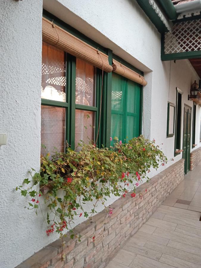 Veranda Vendégház Kismaros Exterior foto